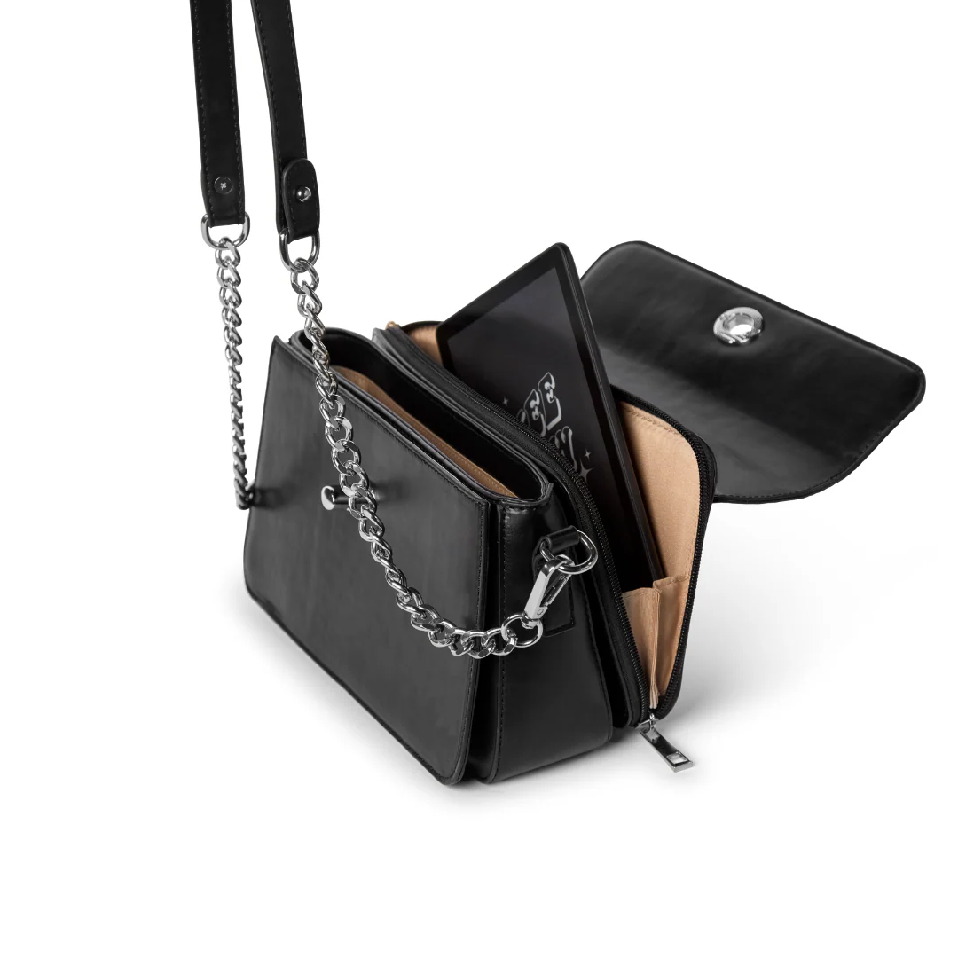 The Luxe eReader Purse - Image 12