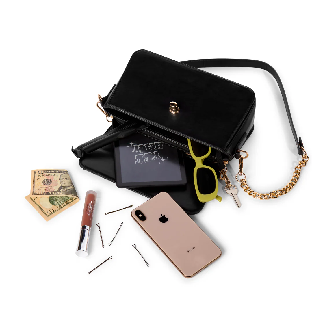 The Luxe eReader Purse - Image 7