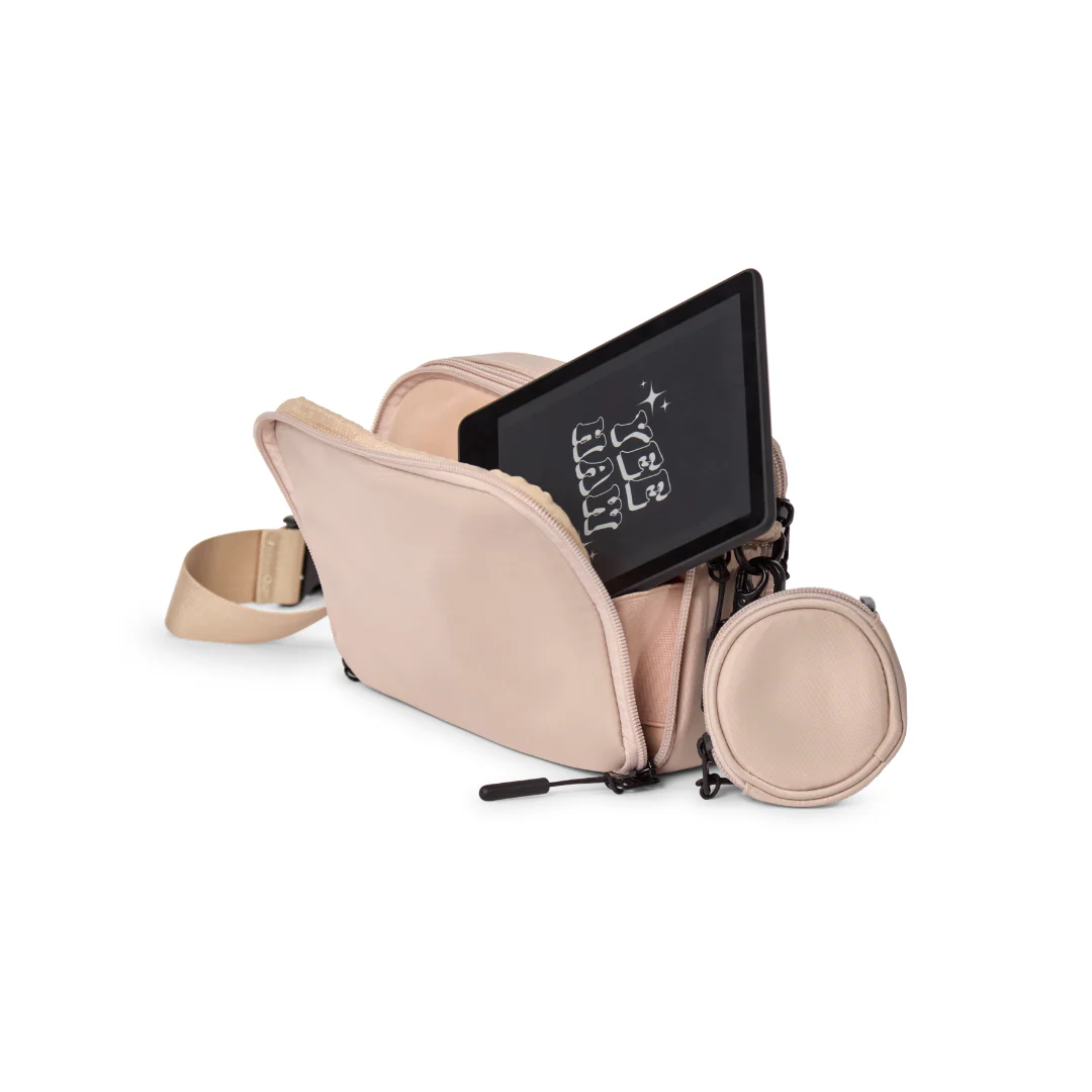 The Original eReader Belt Bag - Image 10